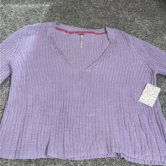 NWT Free People knit purple sweater with flare sleeves - Picture 1 of 6